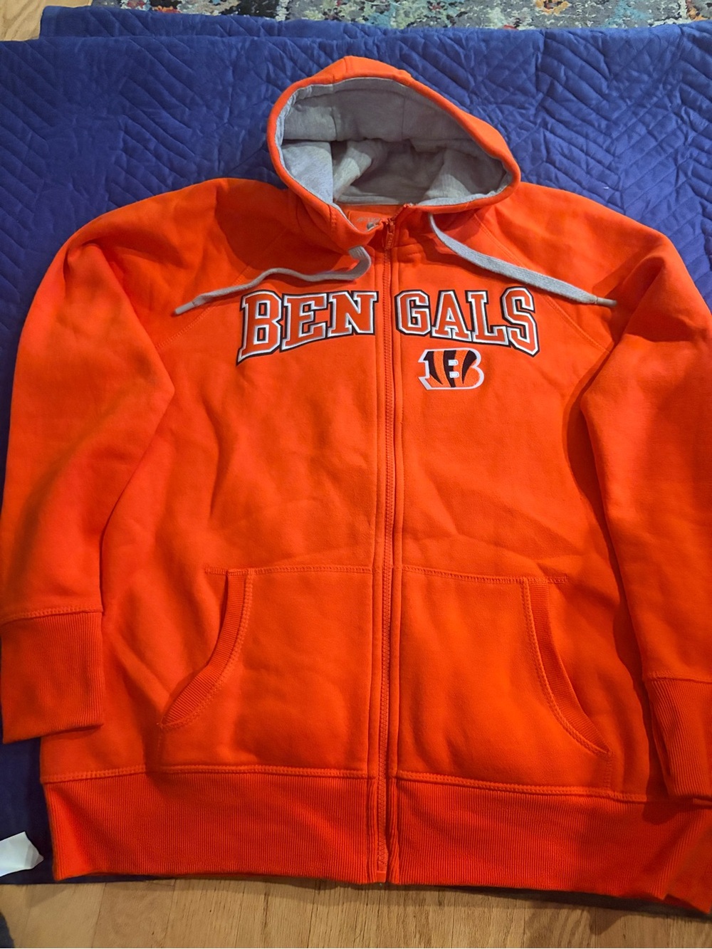 Antigua Men’s Cincinnati Bengals Orange Full-Zip Hoodie(used)(xl)